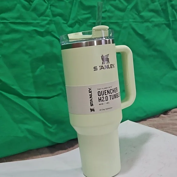 Stanley 40 oz Stainless steel H2.0 Flows tates Quencher Tumbler Rare Mint Color - Picture 3 of 9